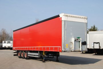 Nowa plandeka, podnoszona oś, uchwyty promowe, stan bdb